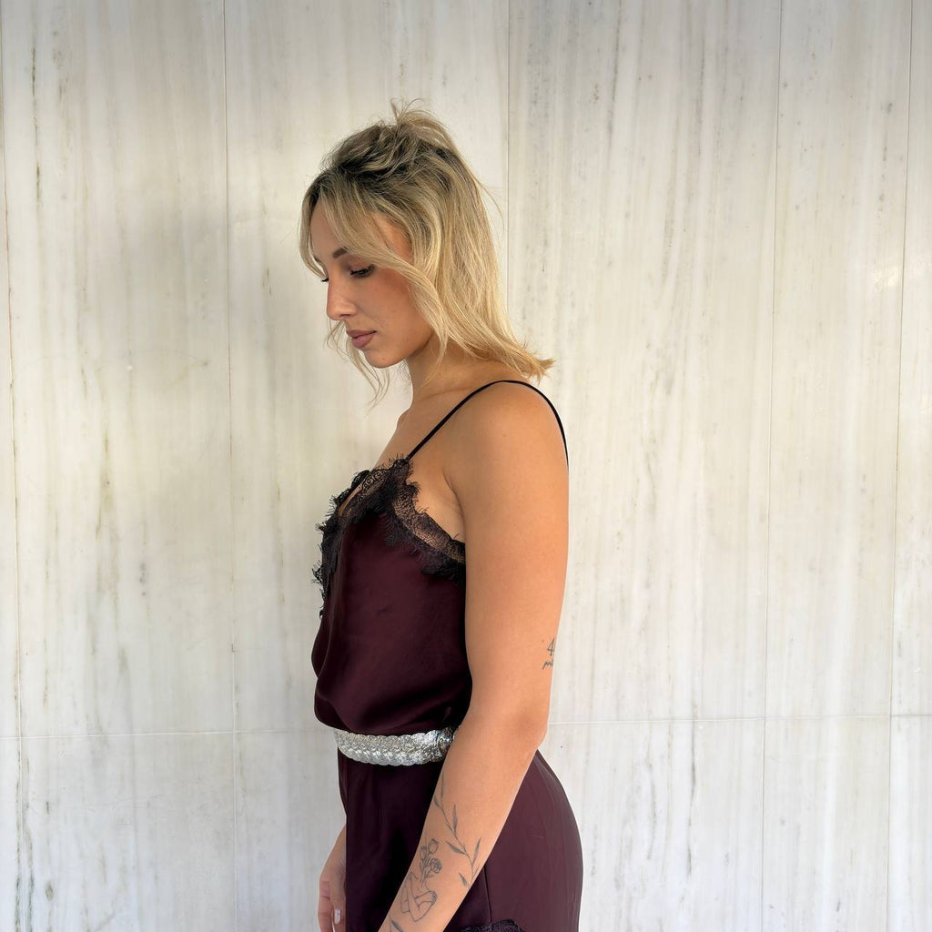 Abito satinato confidence con inserti in pizzo