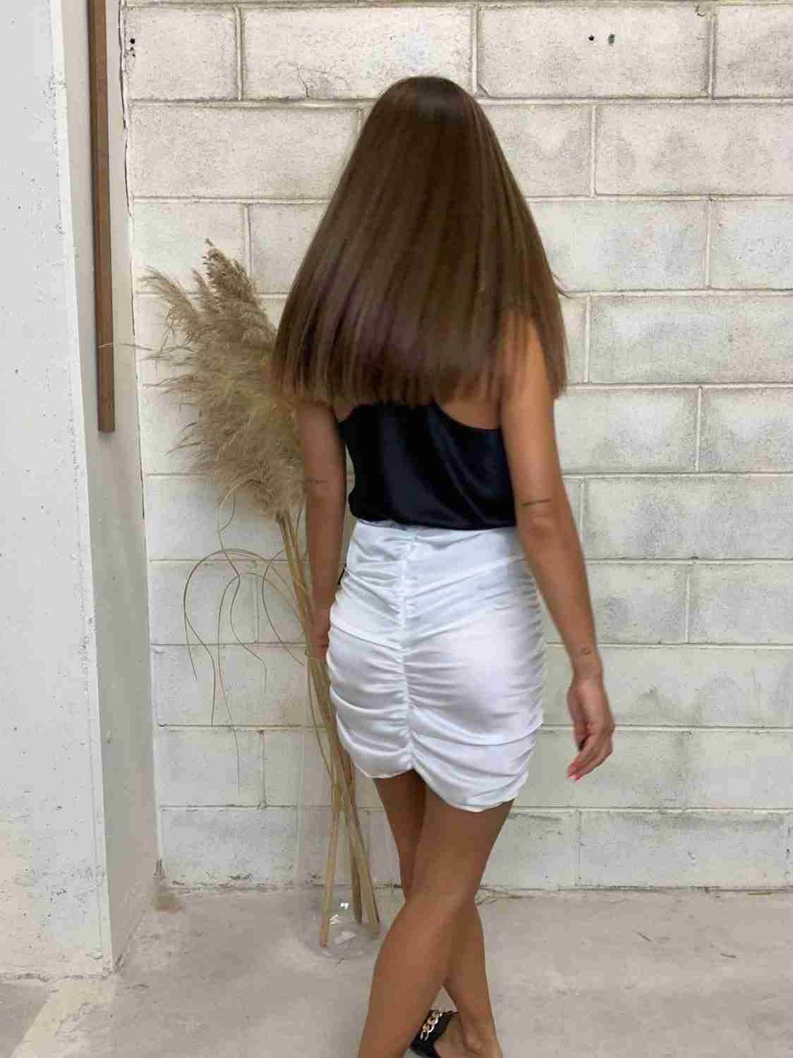 Gonna drappeggiata con fusacca in contrasto