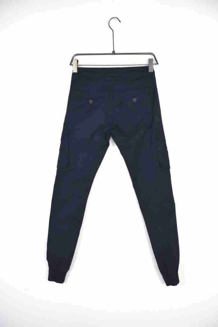 Pantaloni cargo con polsino