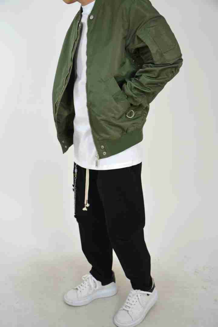 Bomber spring