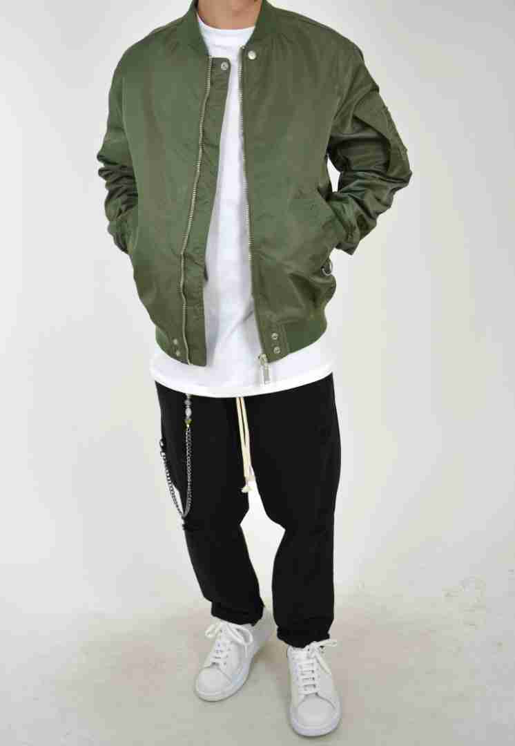 Bomber spring