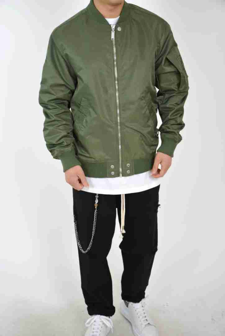 Bomber spring