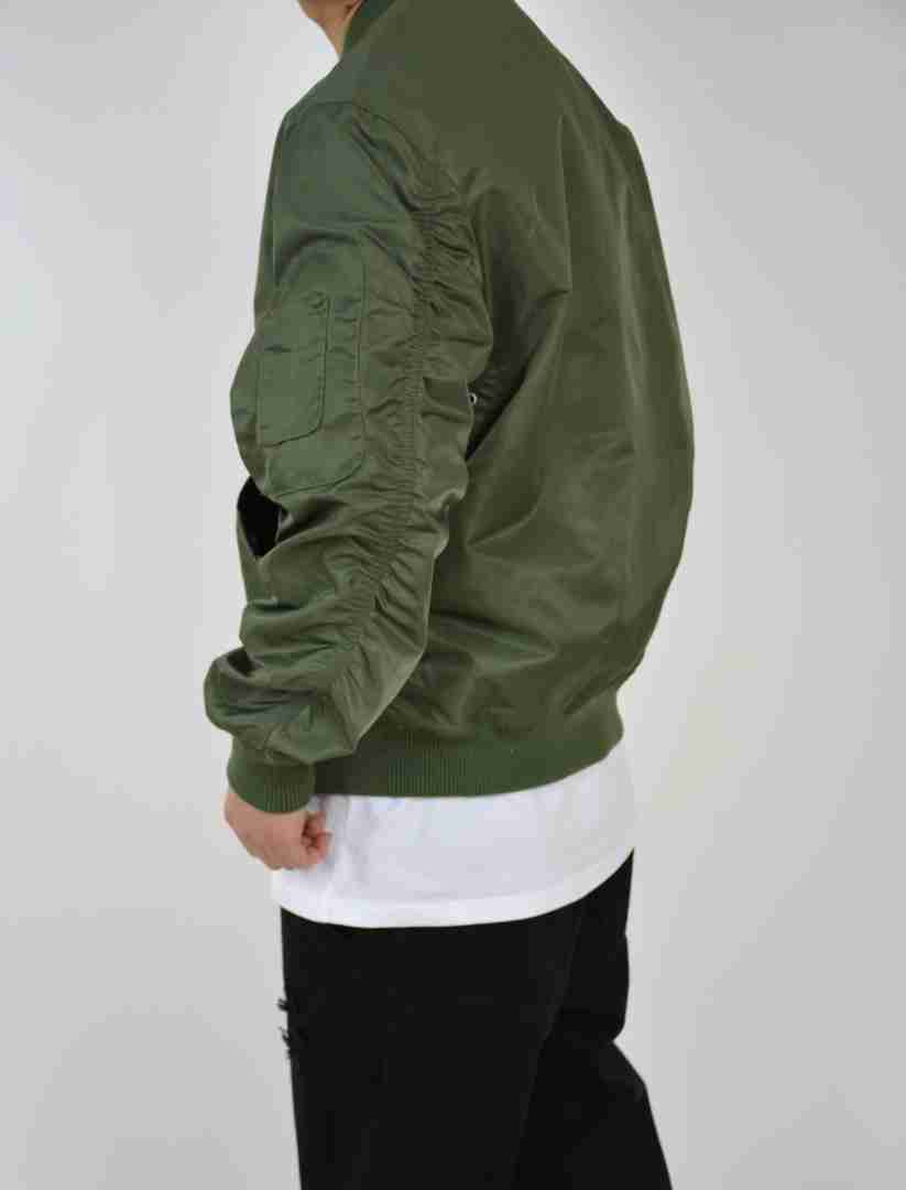 Bomber spring
