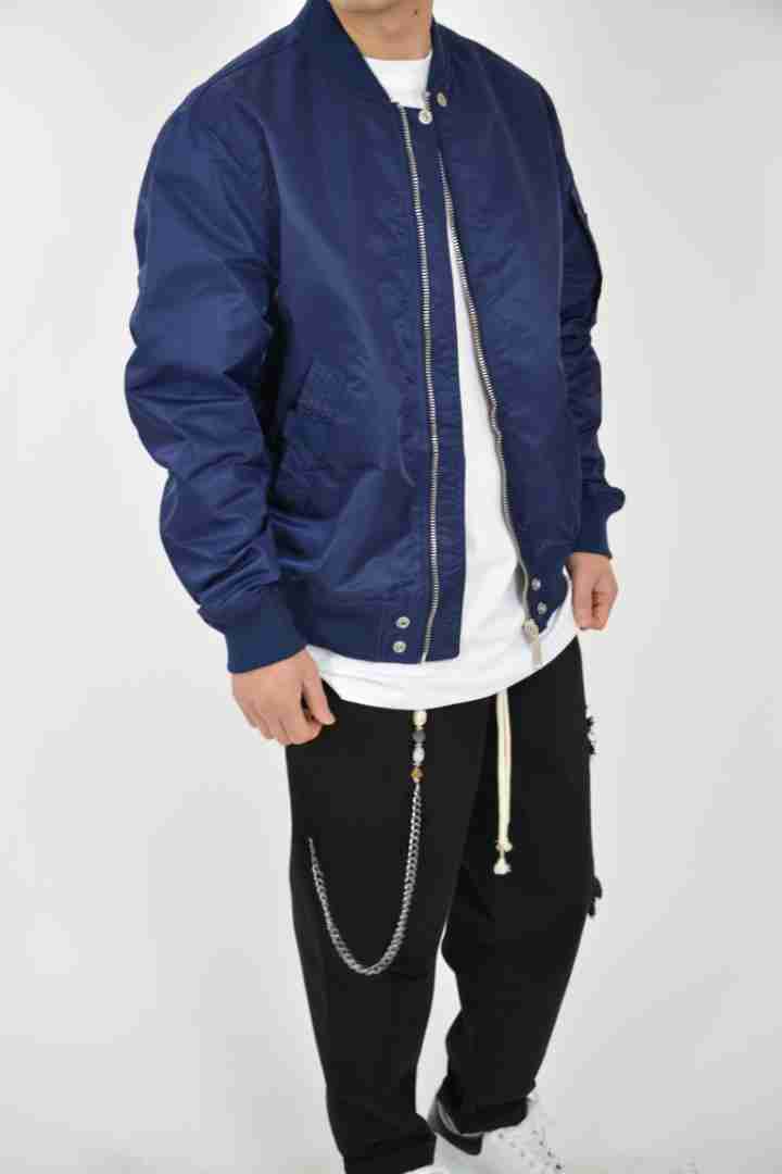 Bomber spring