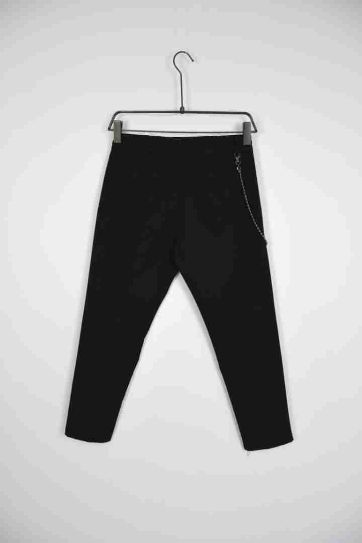 Pantaloni capri in microfantasia