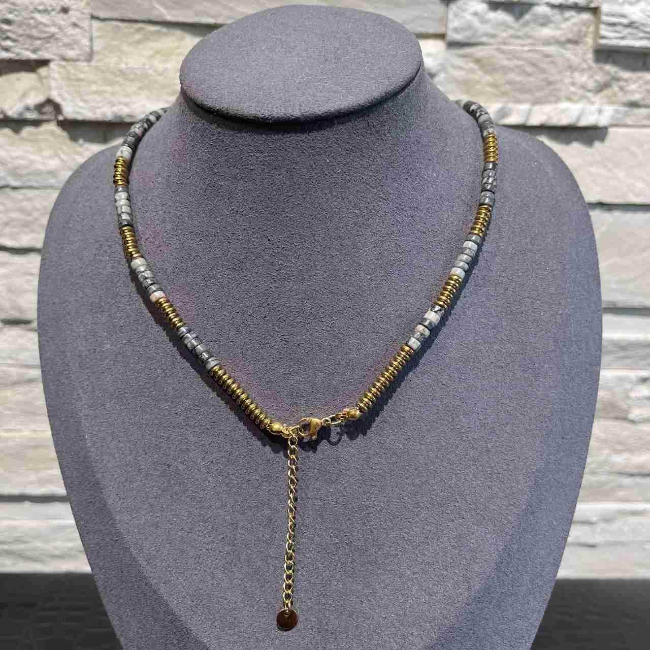 Collana marea