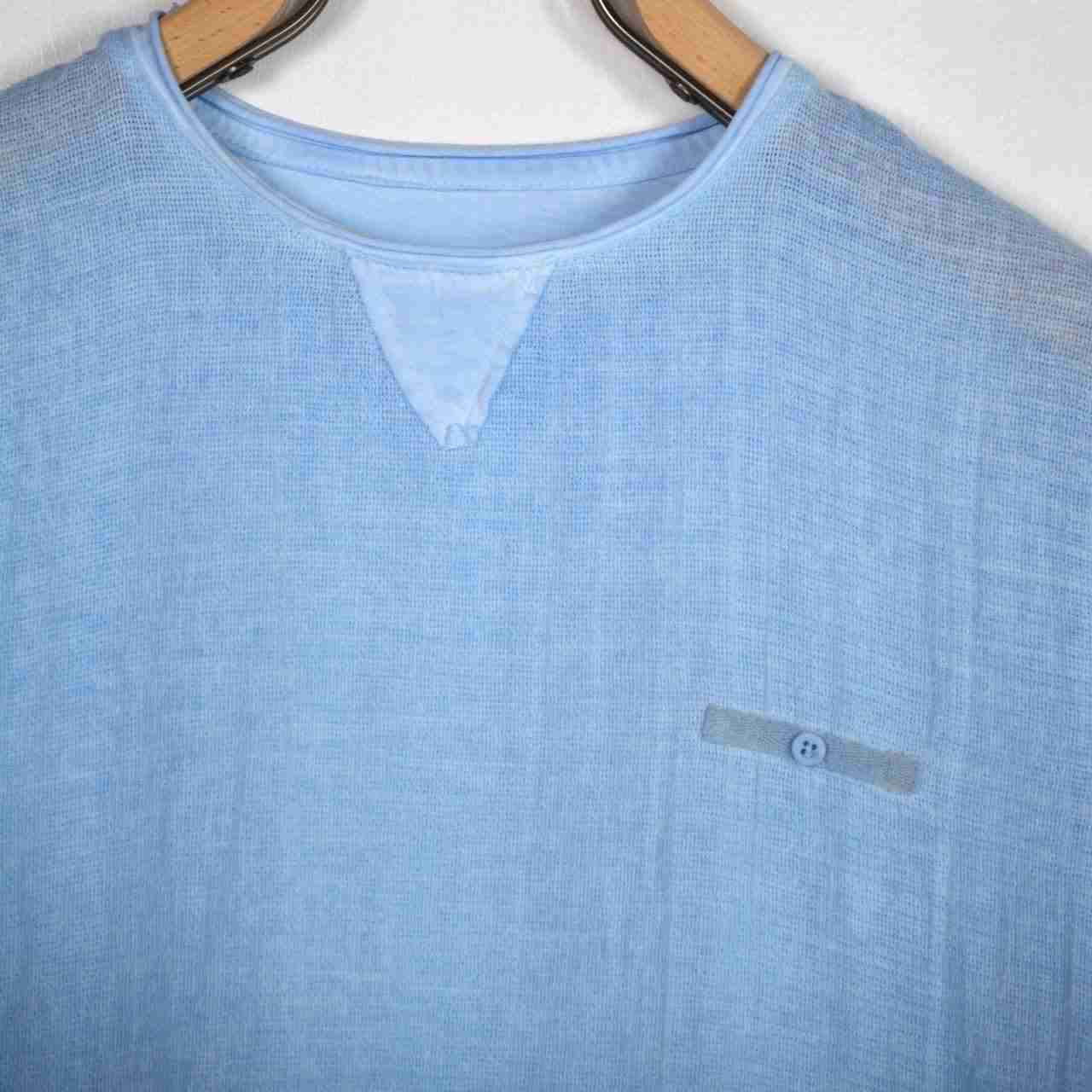 T-shirt fiji