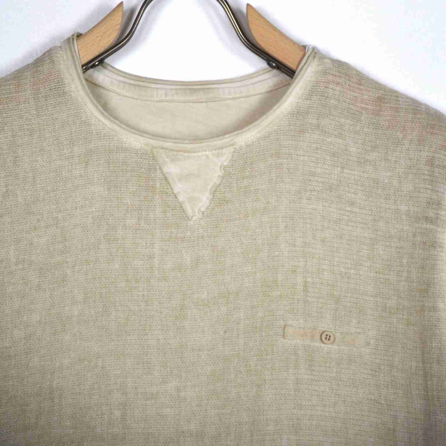 T-shirt fiji
