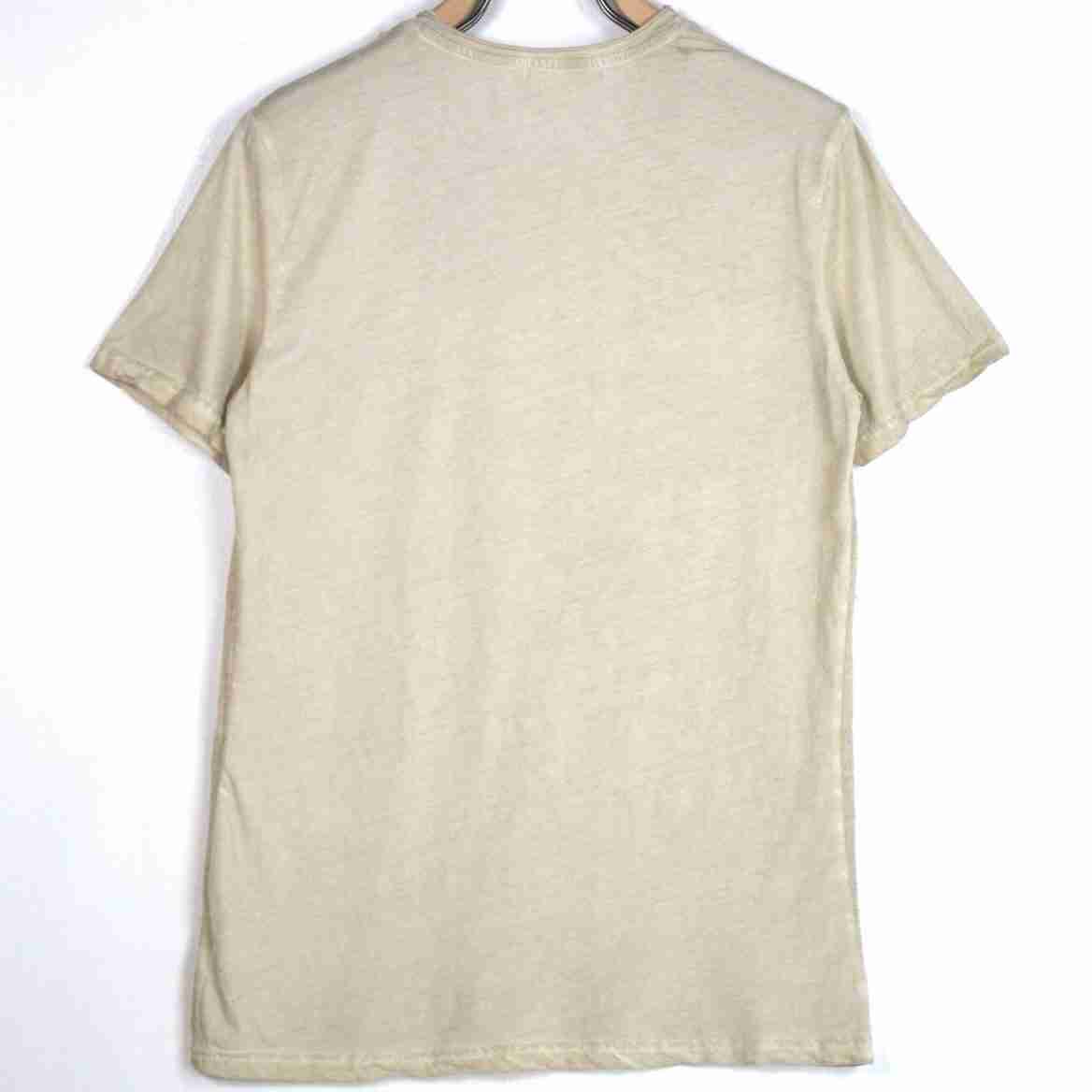 T-shirt fiji