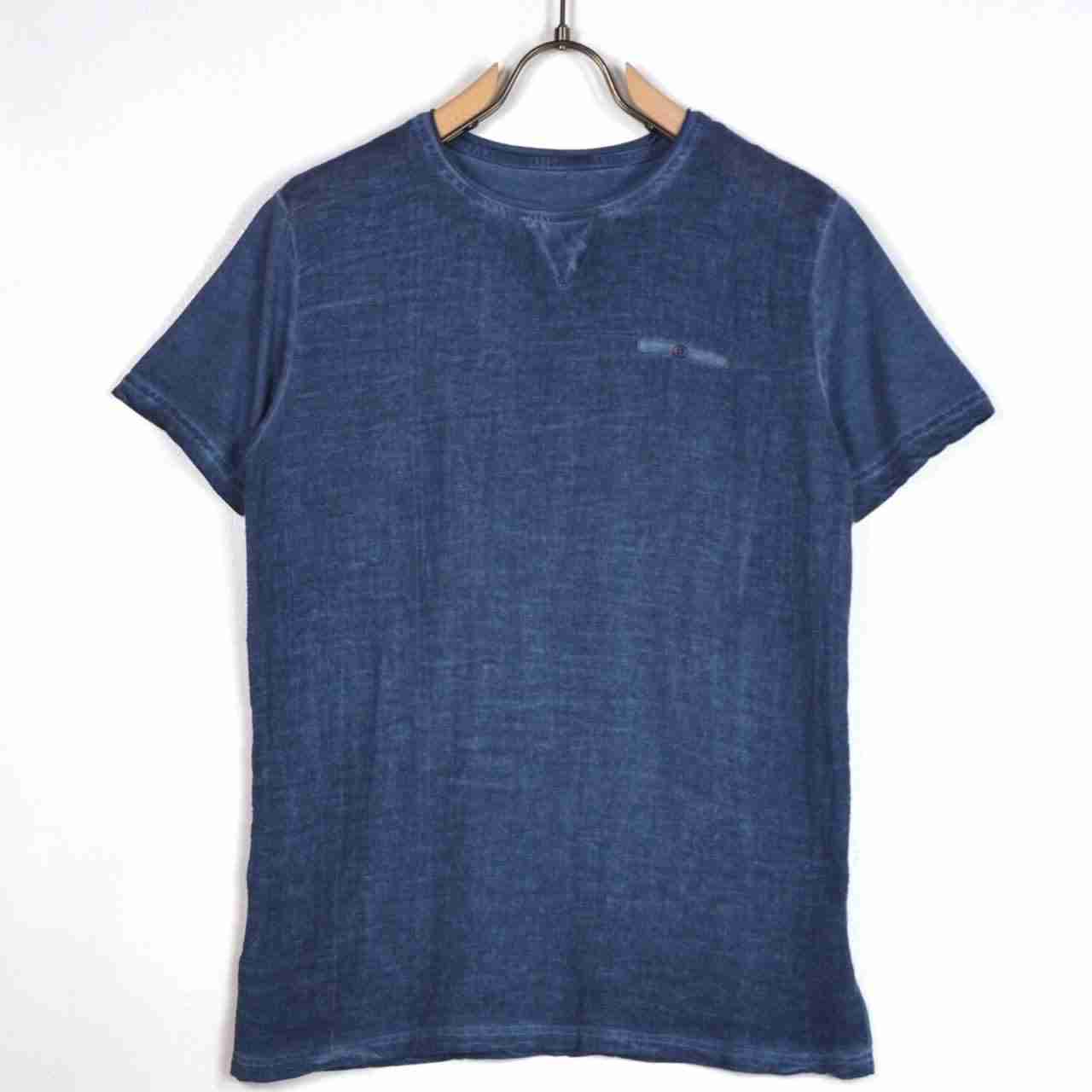 T-shirt fiji