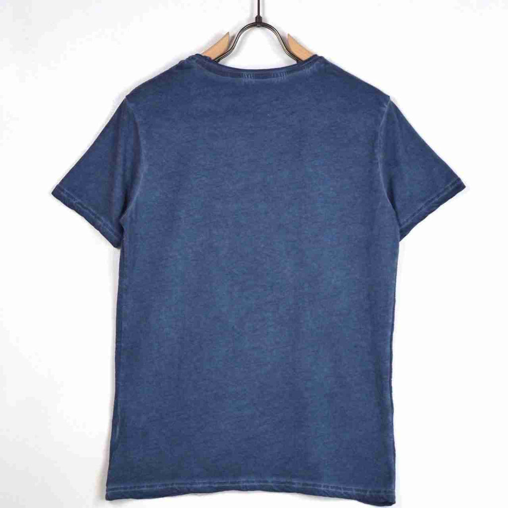 T-shirt fiji