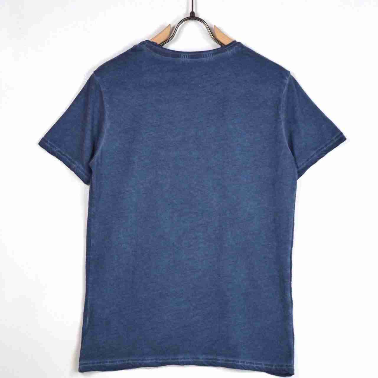 T-shirt fiji
