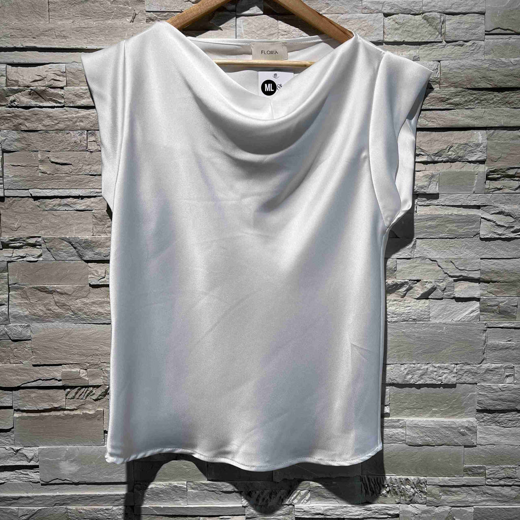 T-shirt raso con scollo drappeggiato