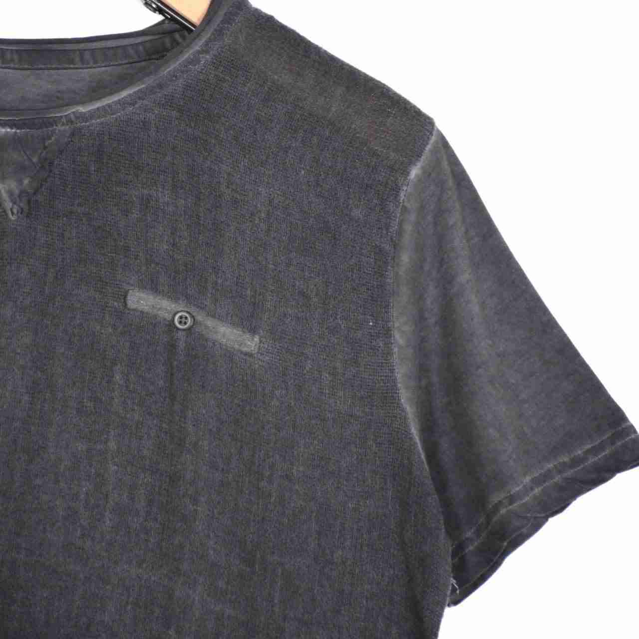 T-shirt fiji