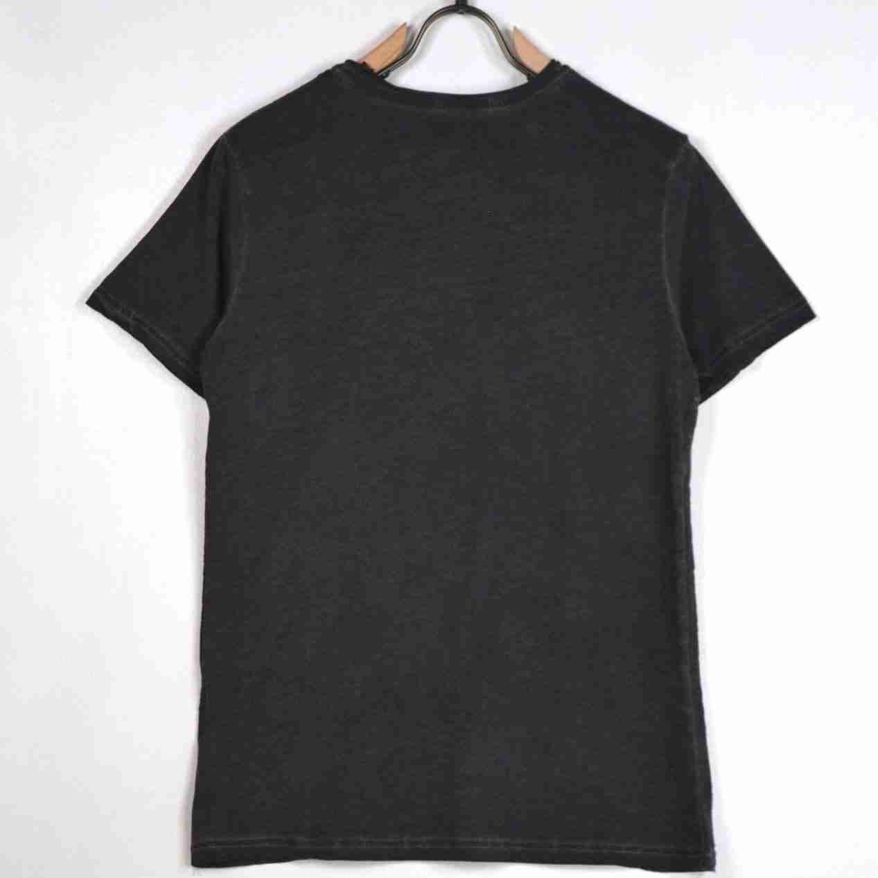 T-shirt fiji