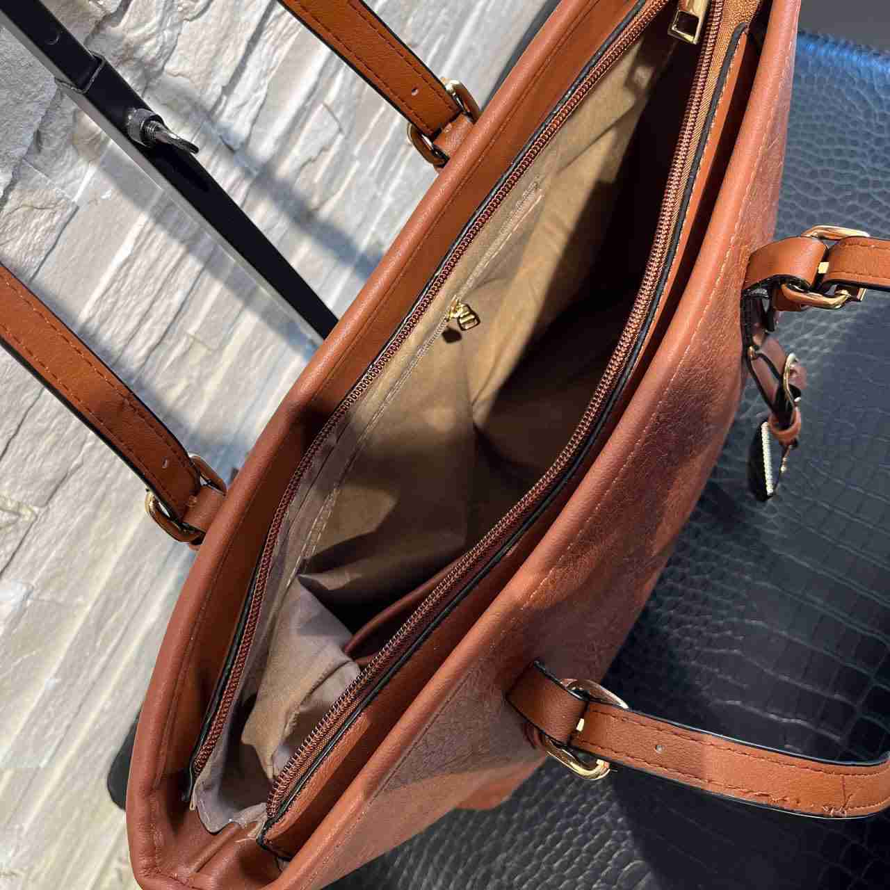 Borsa media Serena