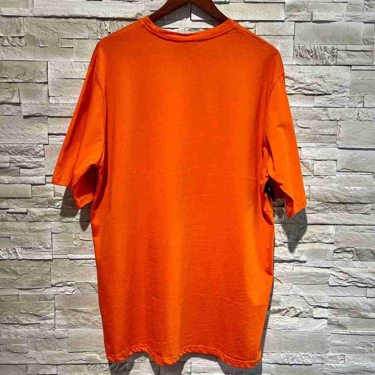 T-shirt orange