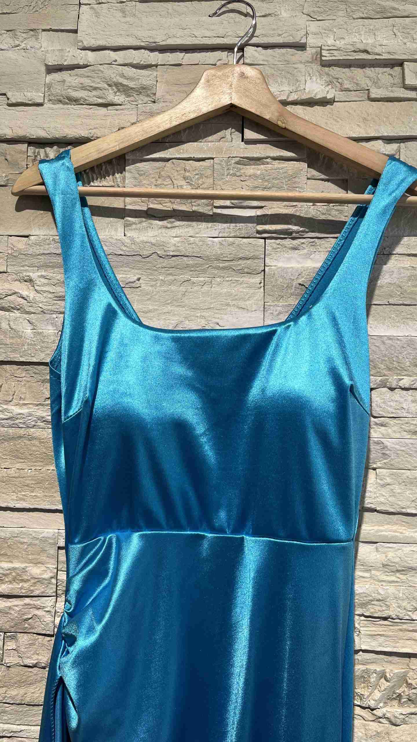 Abito lungo a corsetto in raso