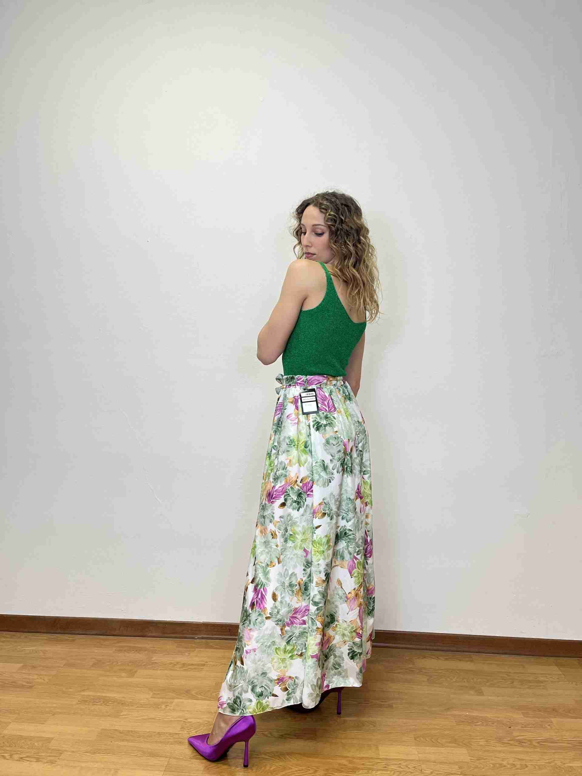 Gonna in fantasia floreale con spacco a portafoglio