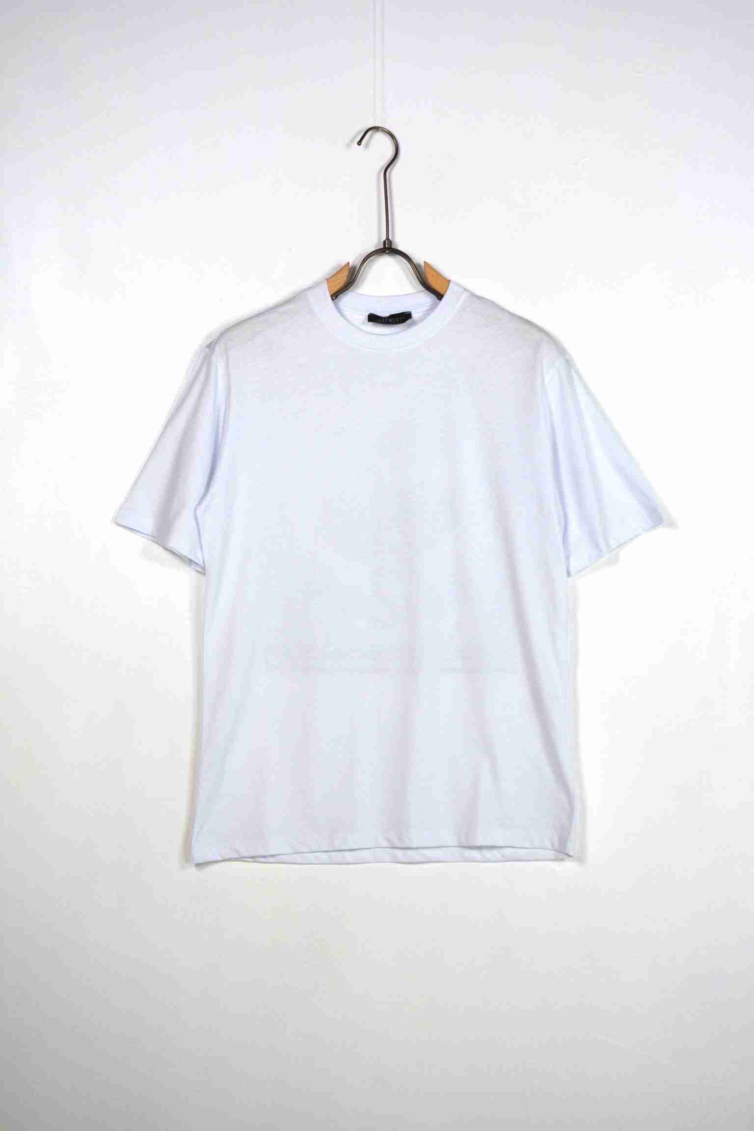T-shirt born