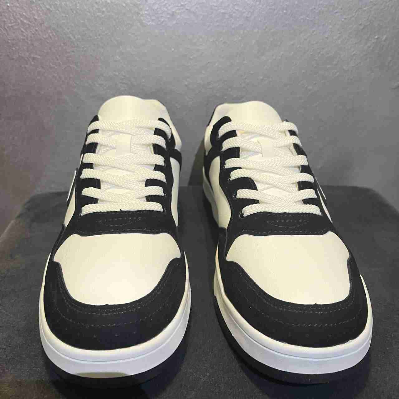Scarpe neat
