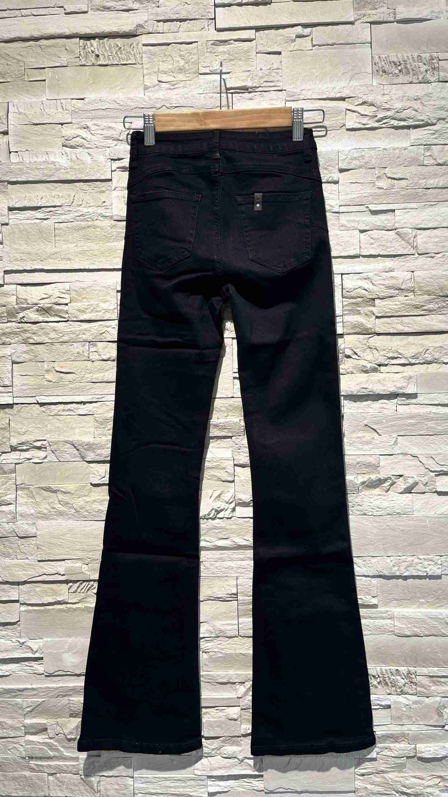 Jeans a zampa