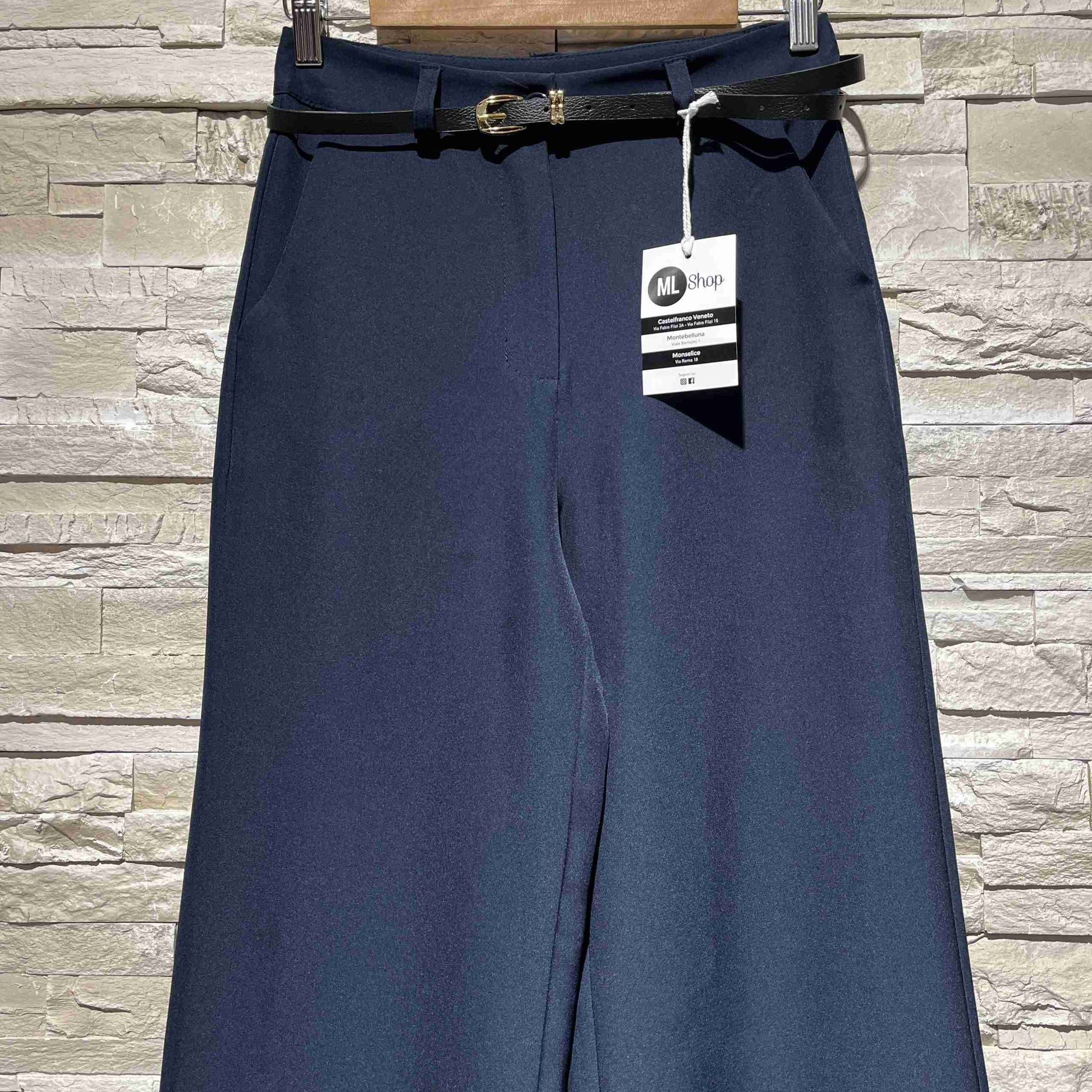 Pantaloni eterna