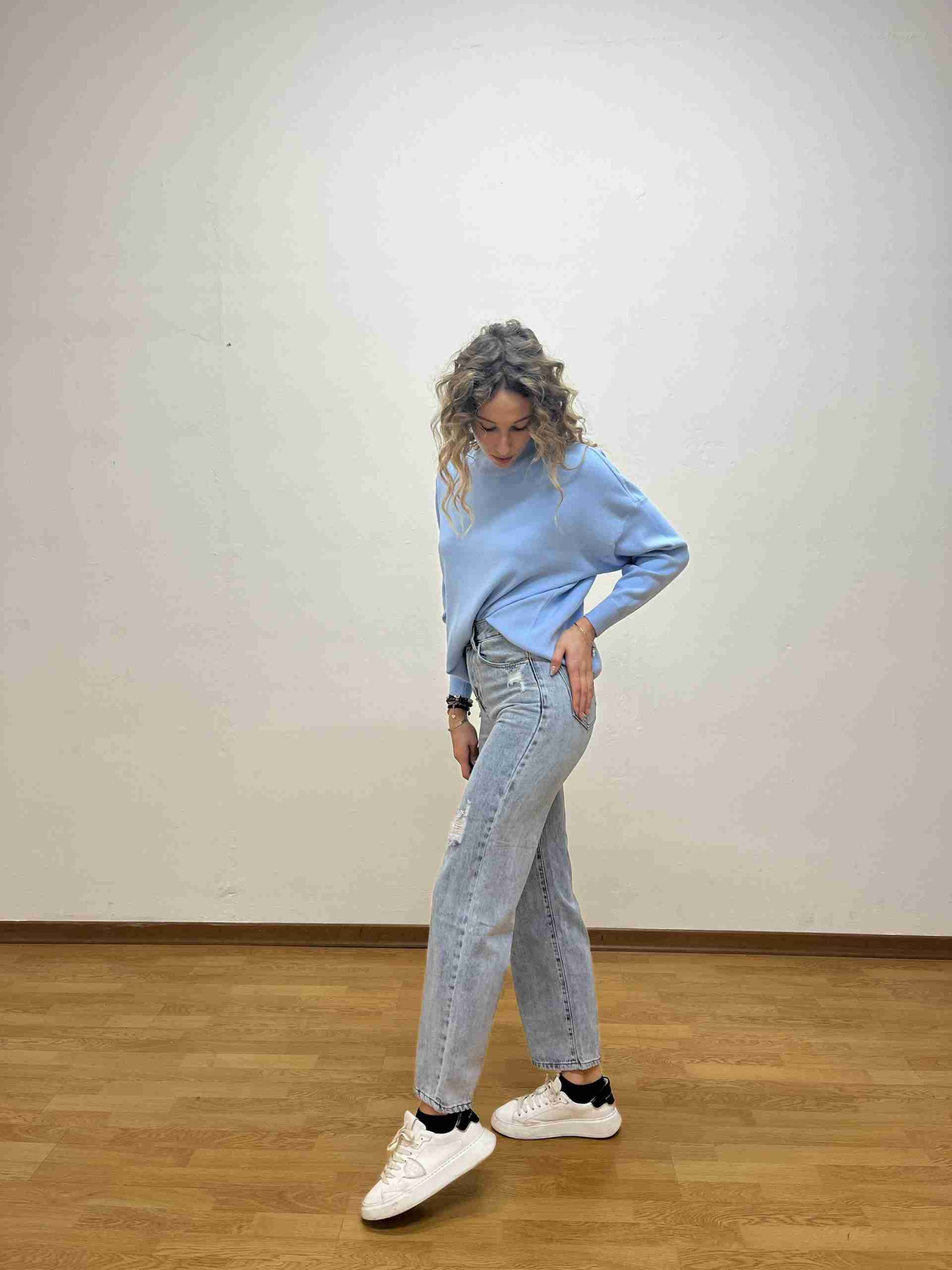 Maglione over girocollo