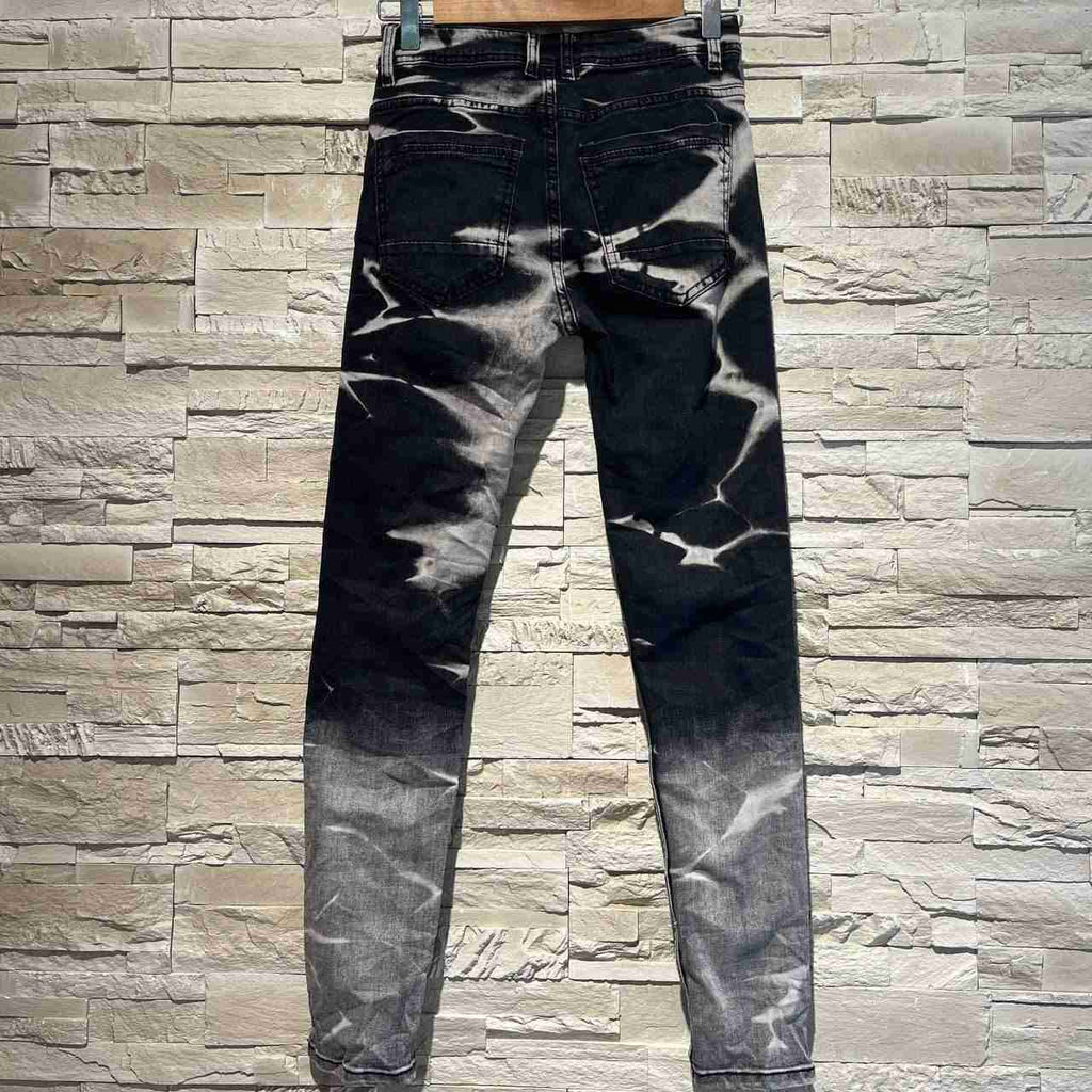 Jeans shadow