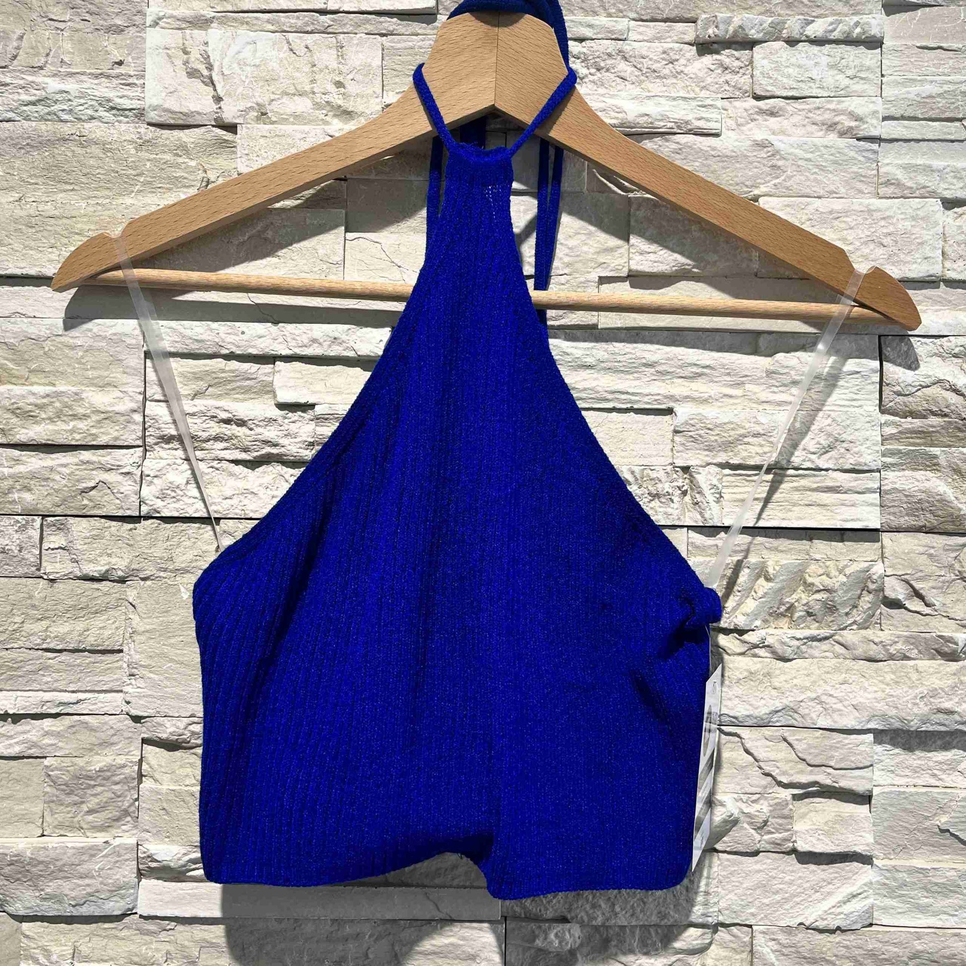 Top costine scollo all’americana