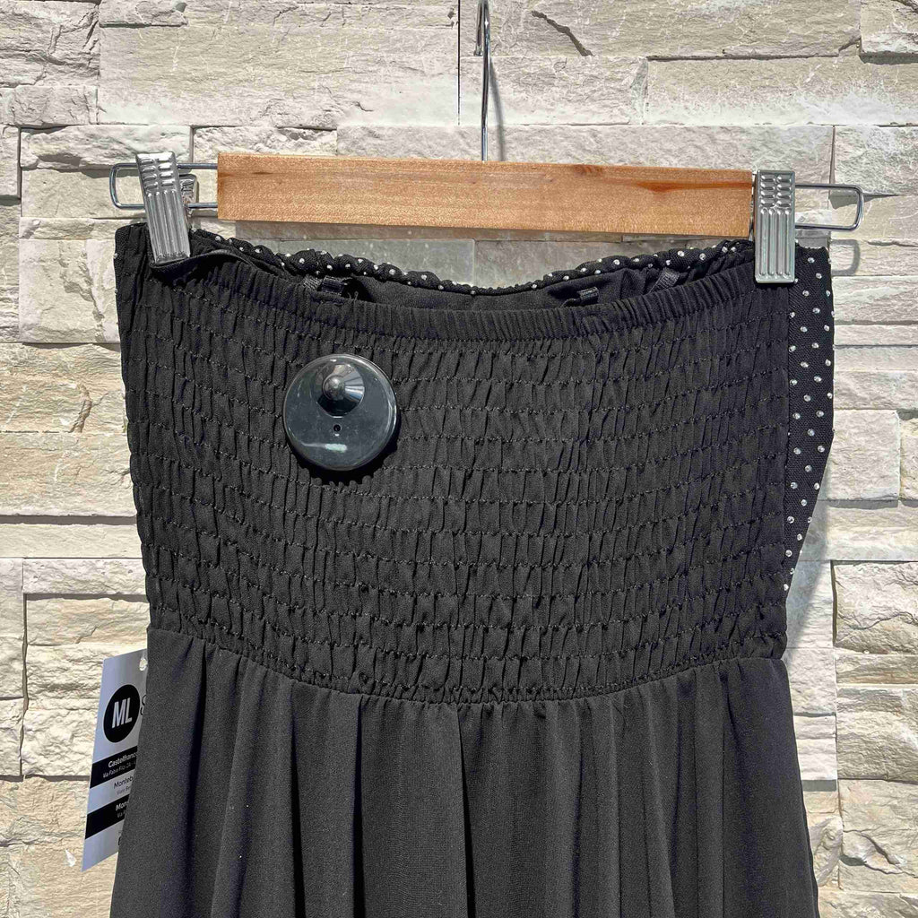 Abito con strass nella parte superiore più lungo dietro