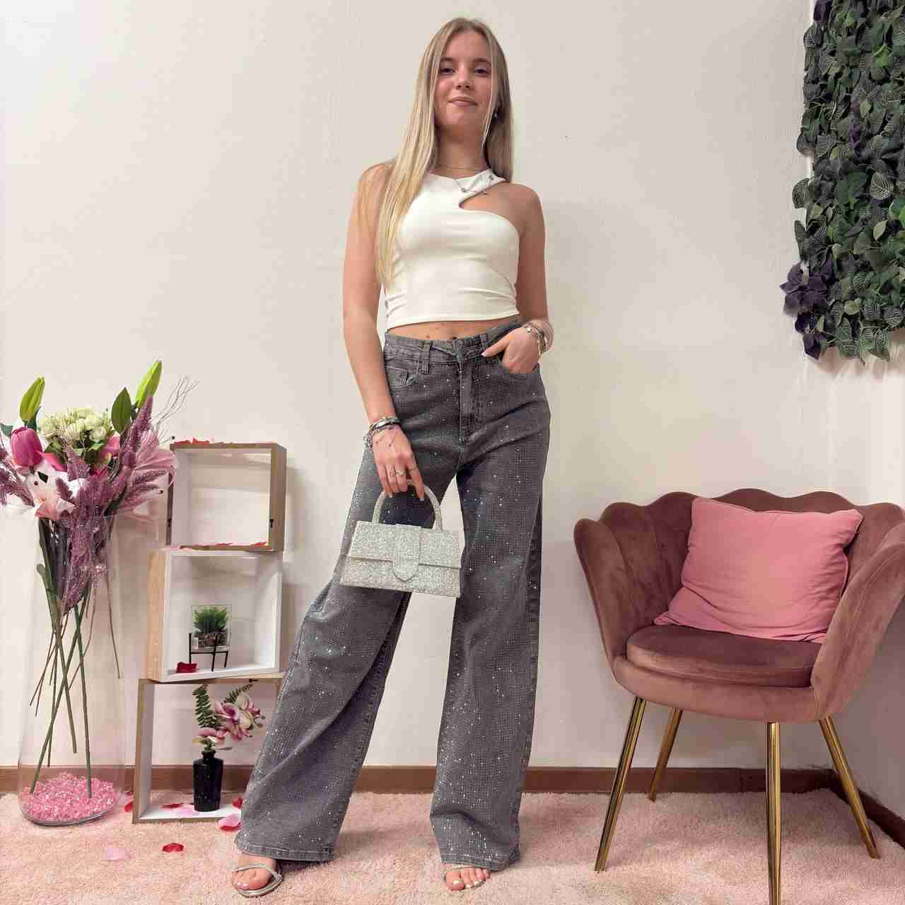 Pantaloni shinemuse
