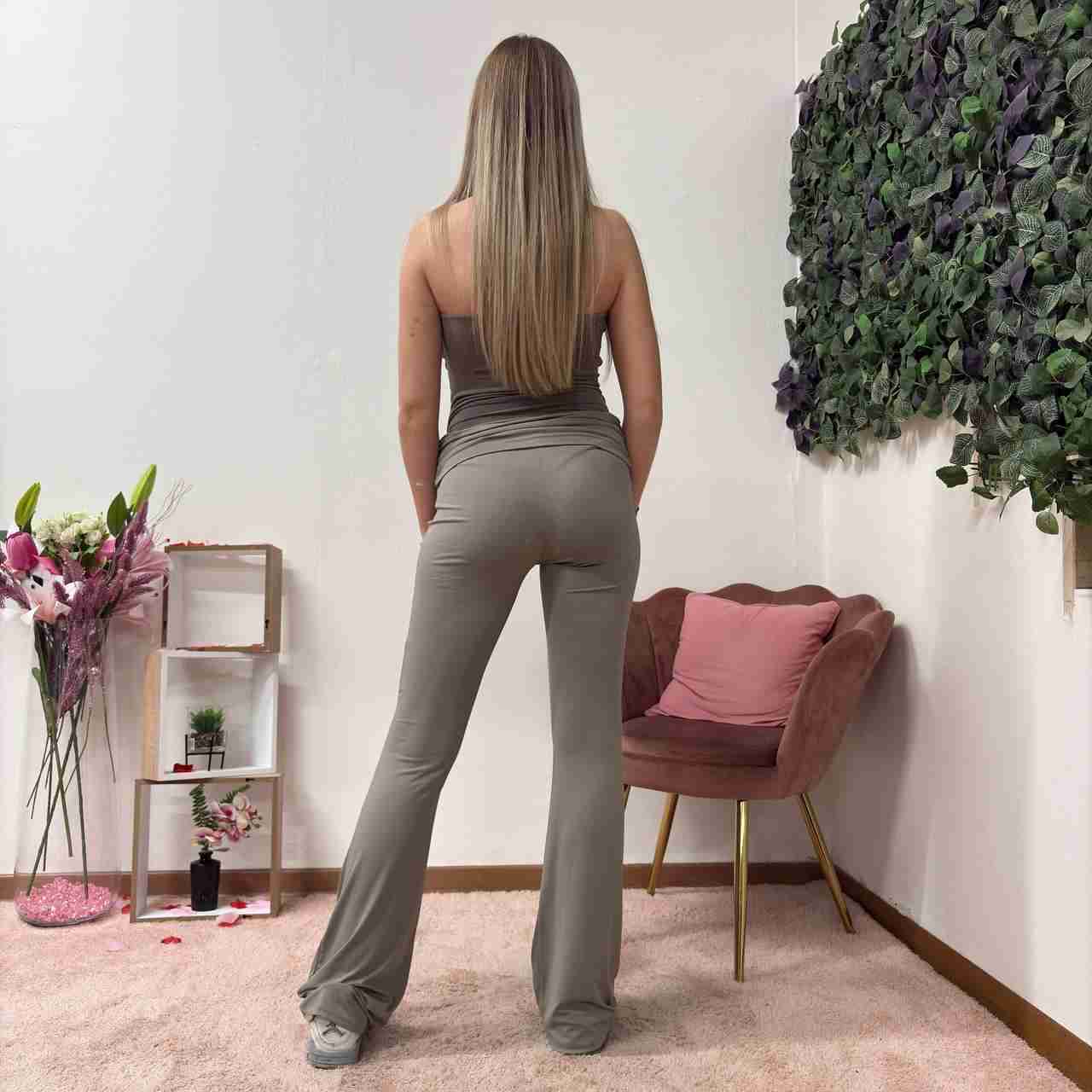 Pantaloni vitaflare