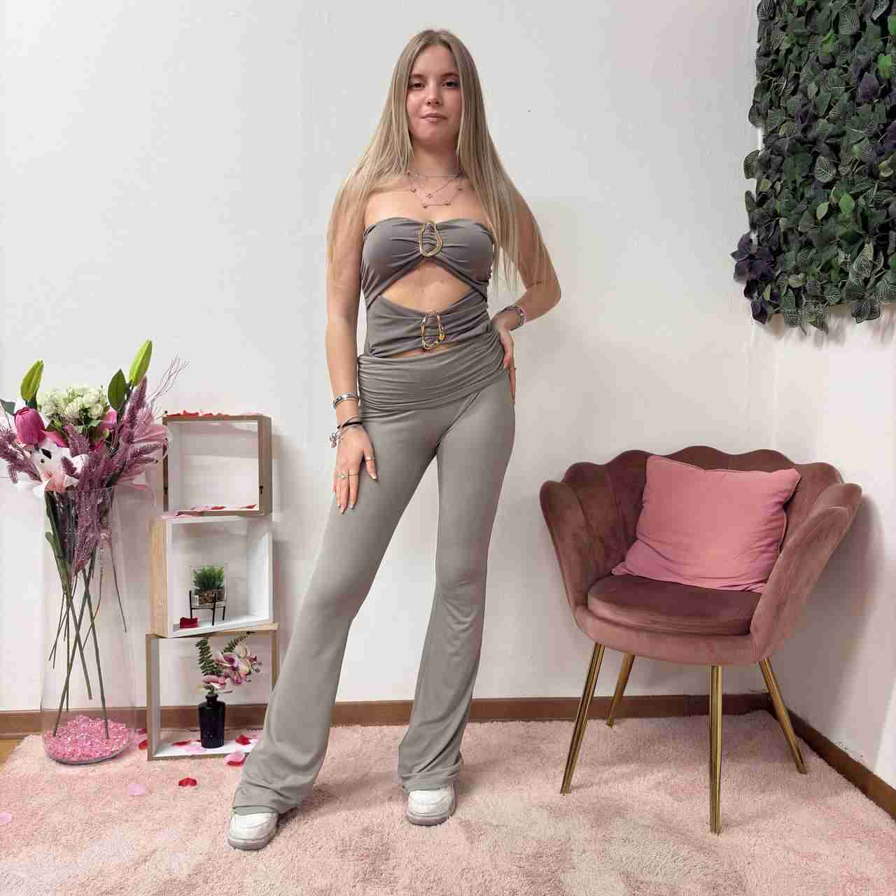 Pantaloni vitaflare