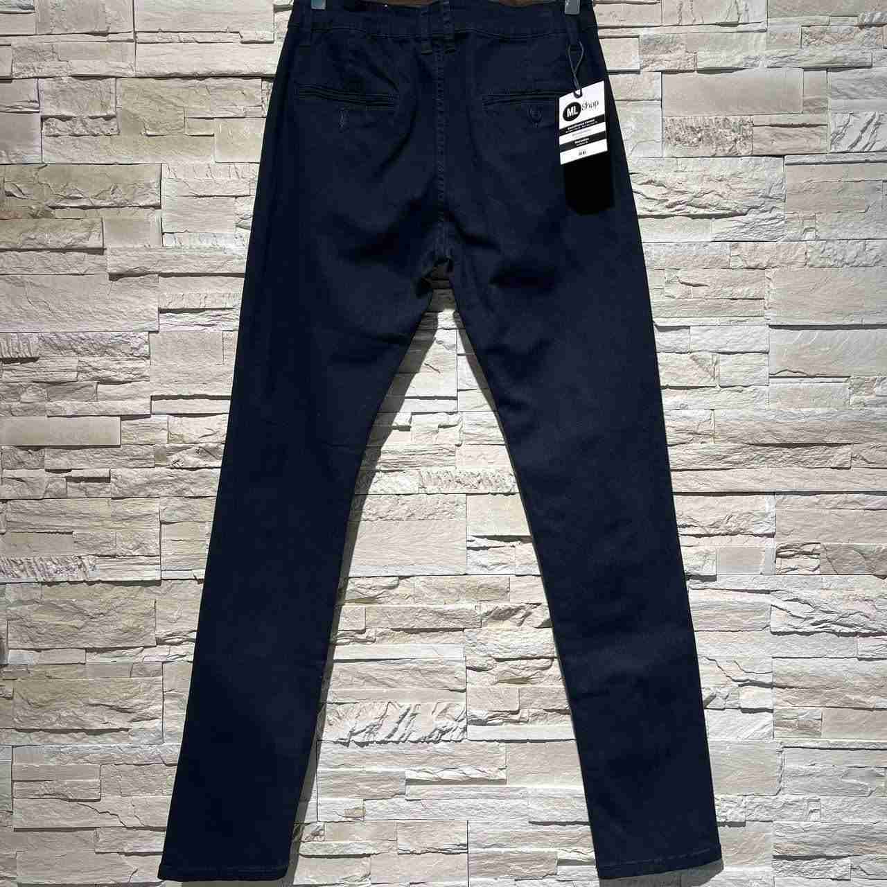 Pantaloni modern