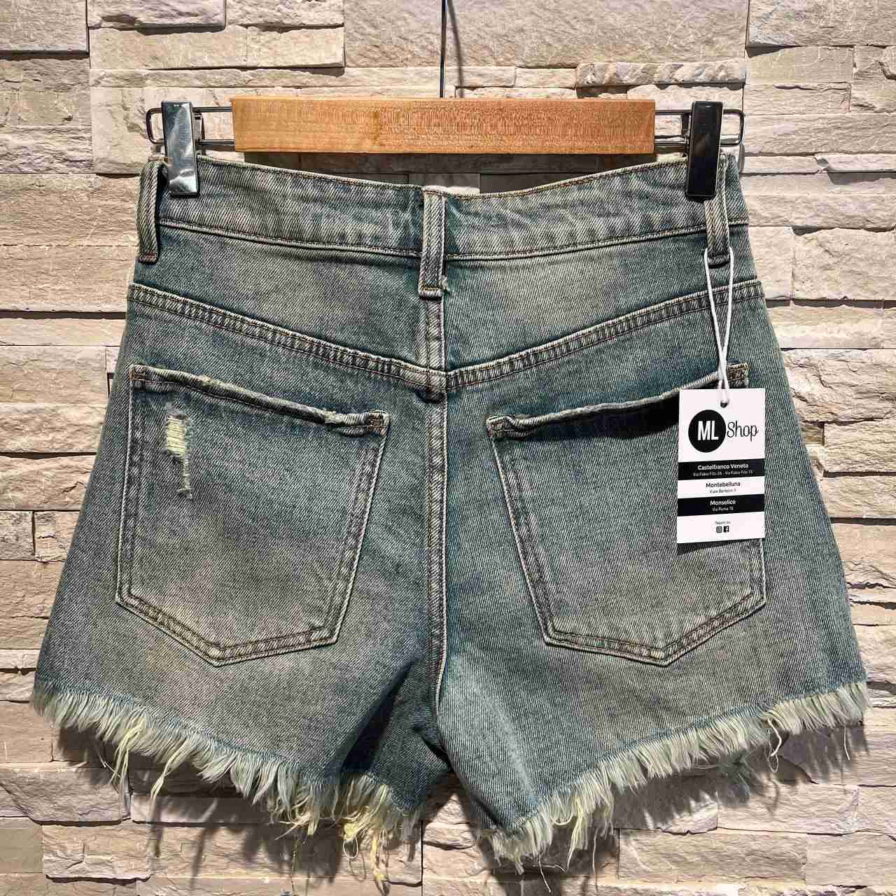 Shorts daisy