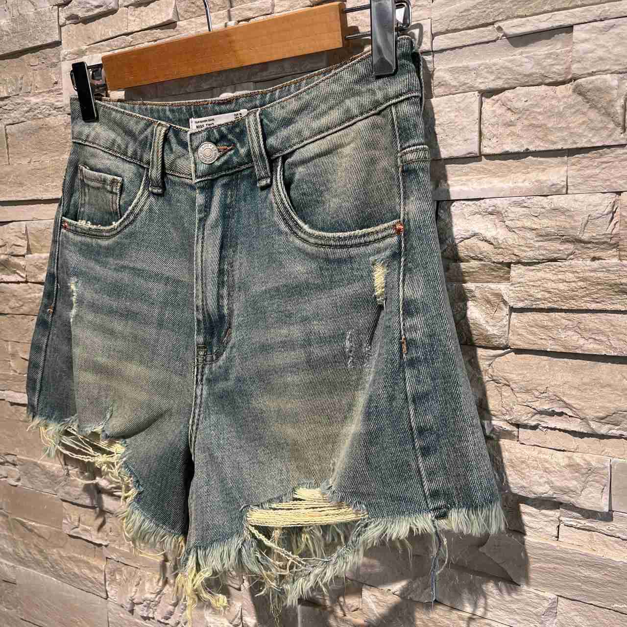 Shorts daisy