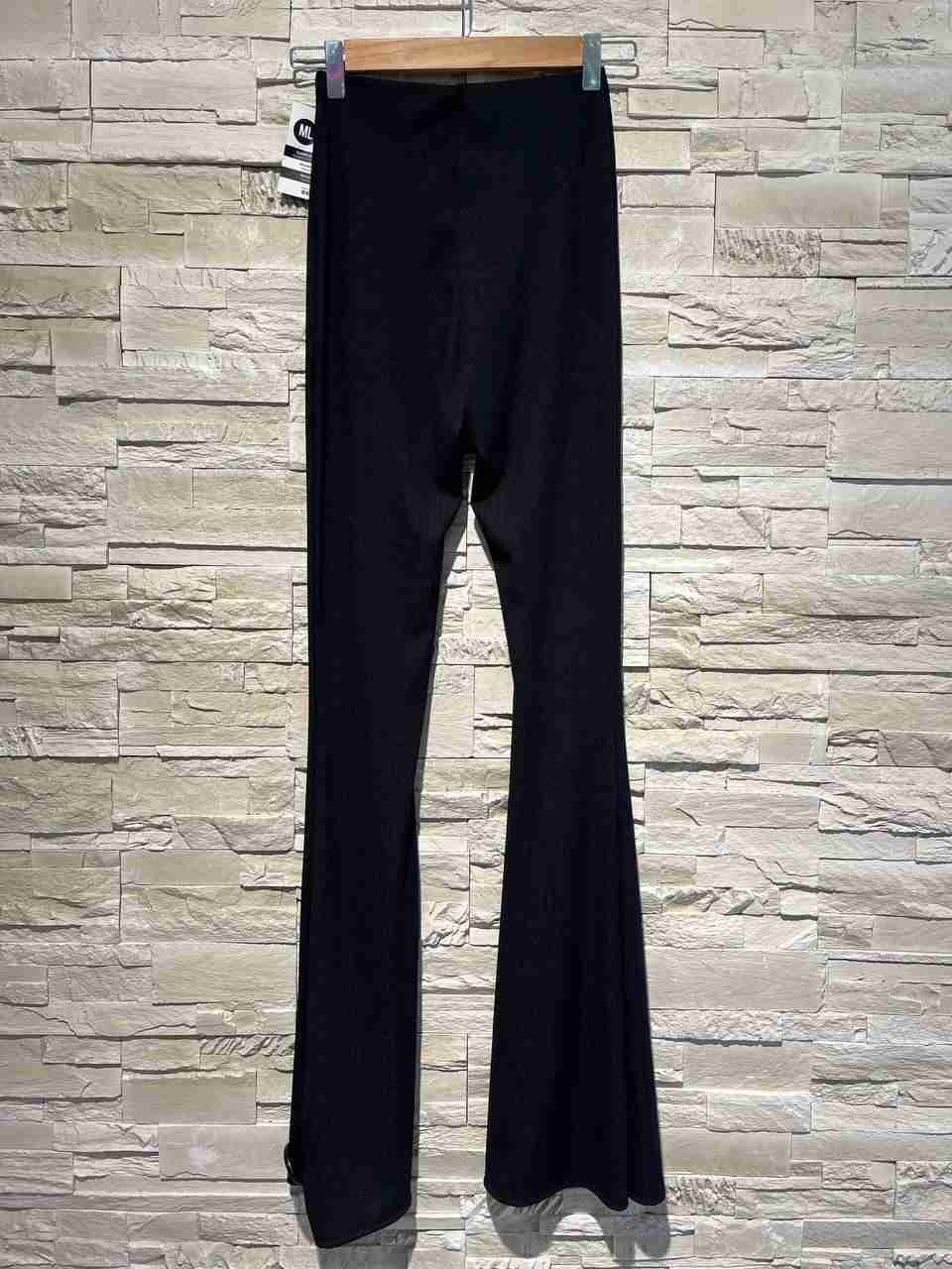 Pantaloni mila