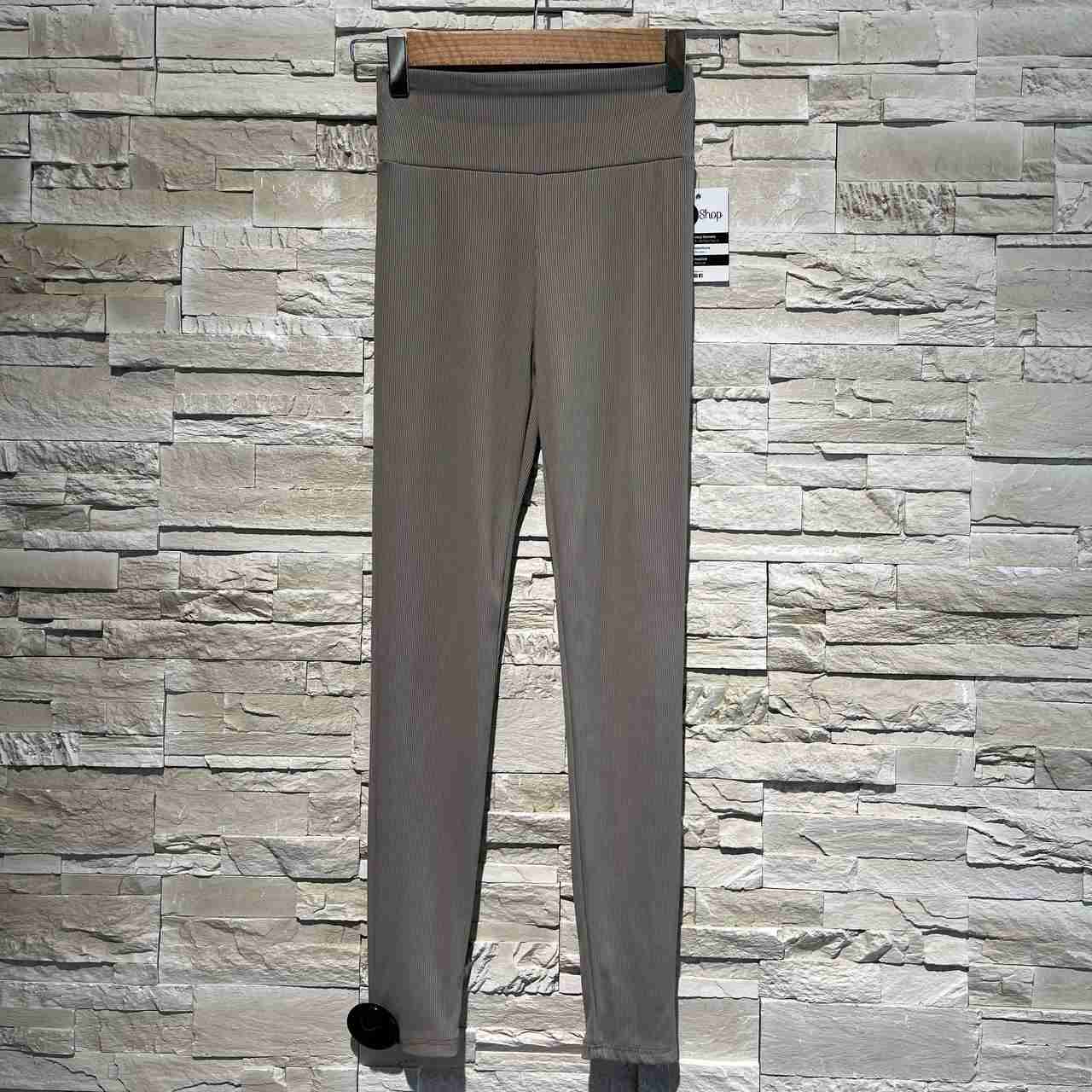 Pantaloni nalani