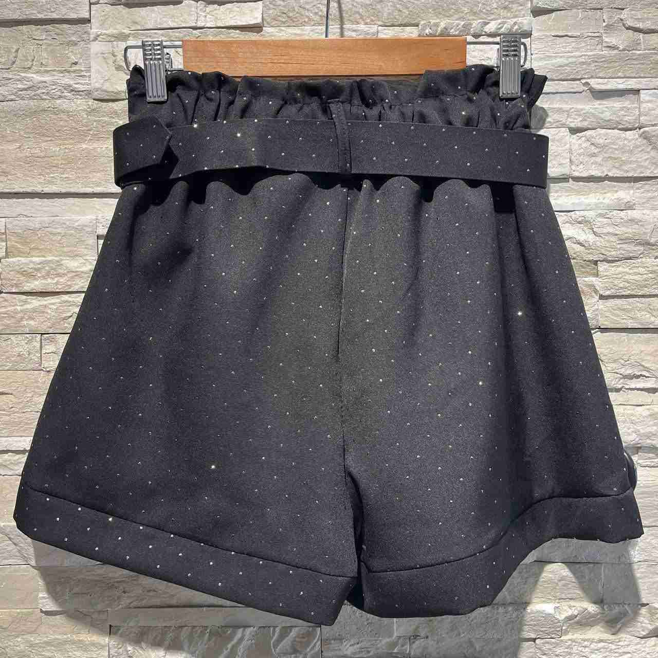 Shorts distress