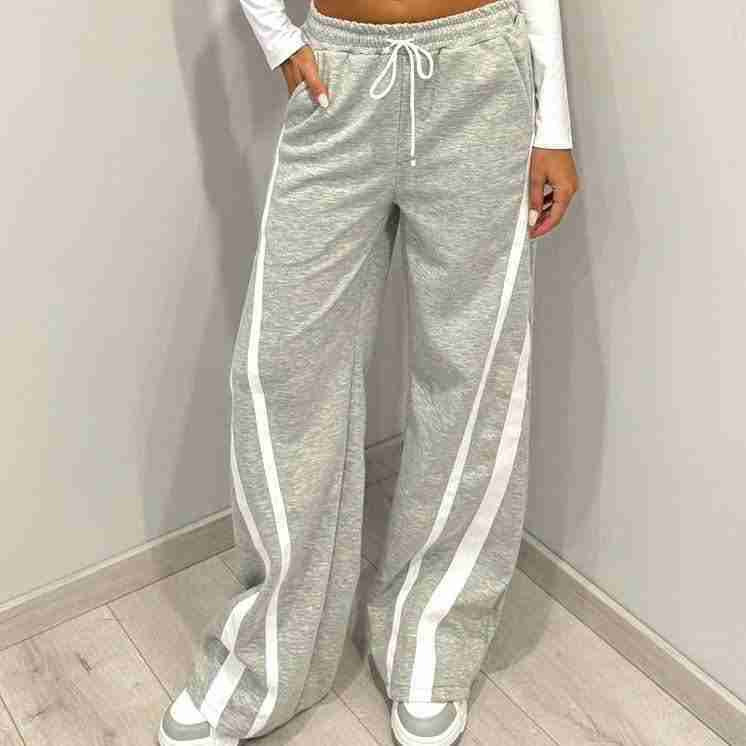 Pantaloni sport