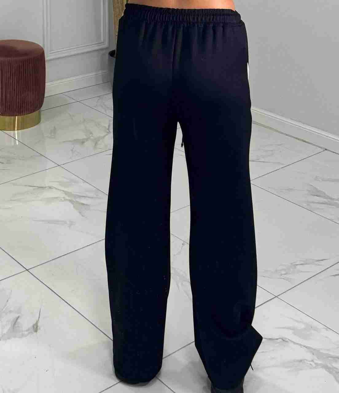 Pantaloni sport