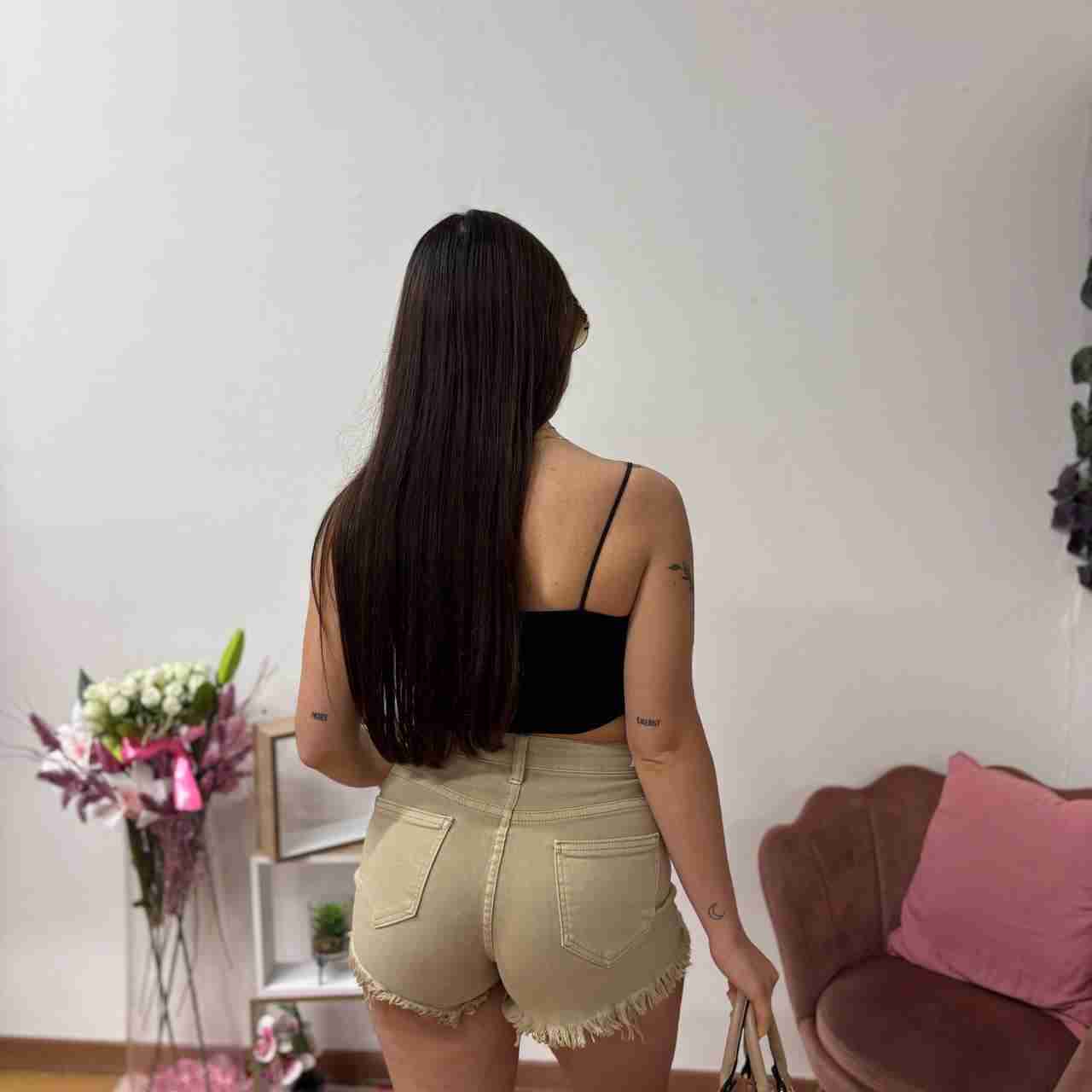 Shorts edge
