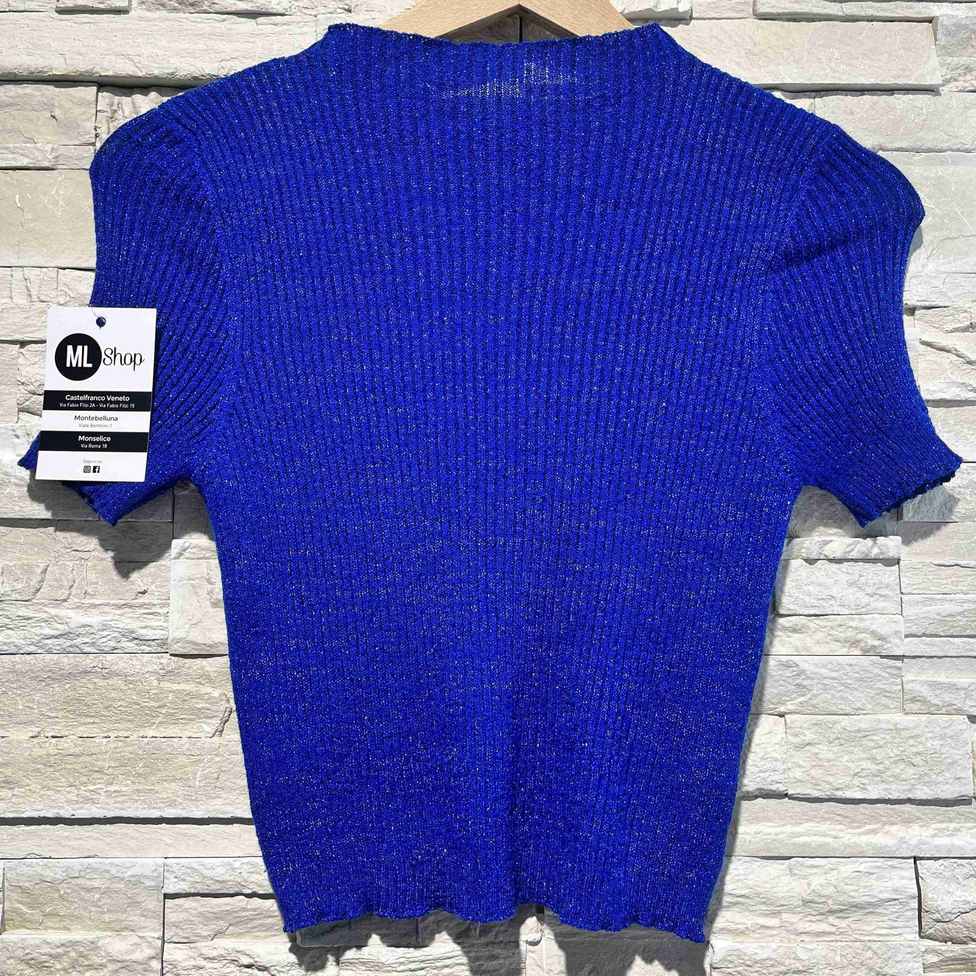 Top a maniche corte brillantinato