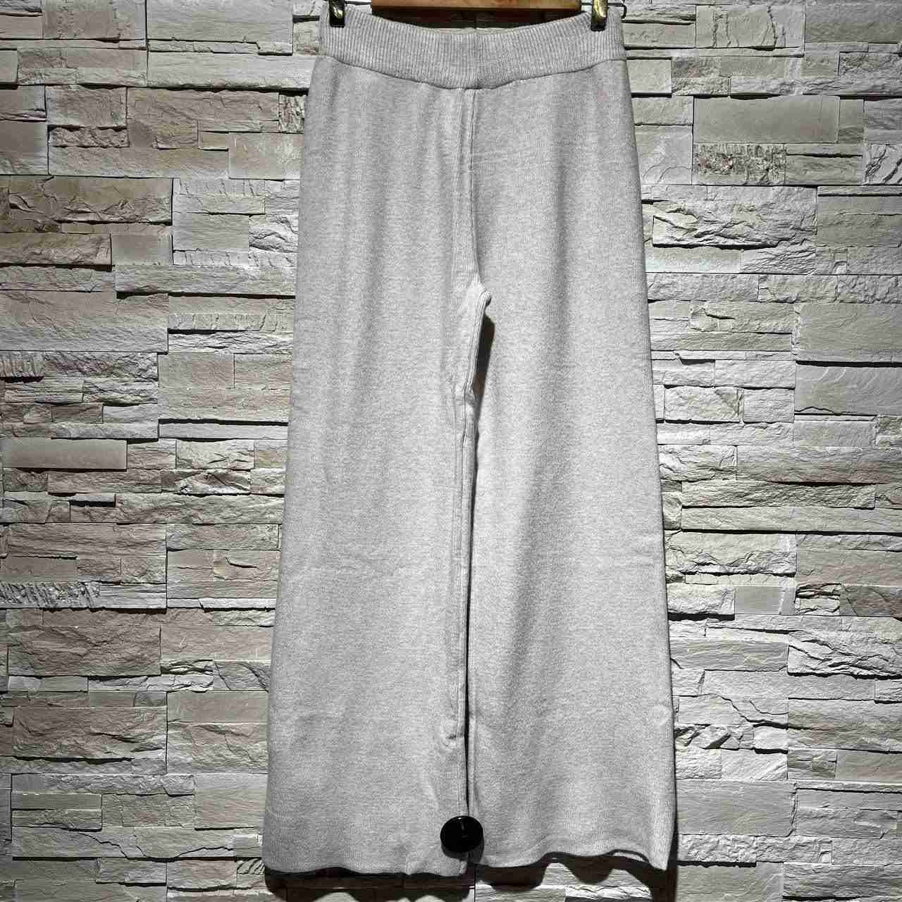 Pantaloni relax