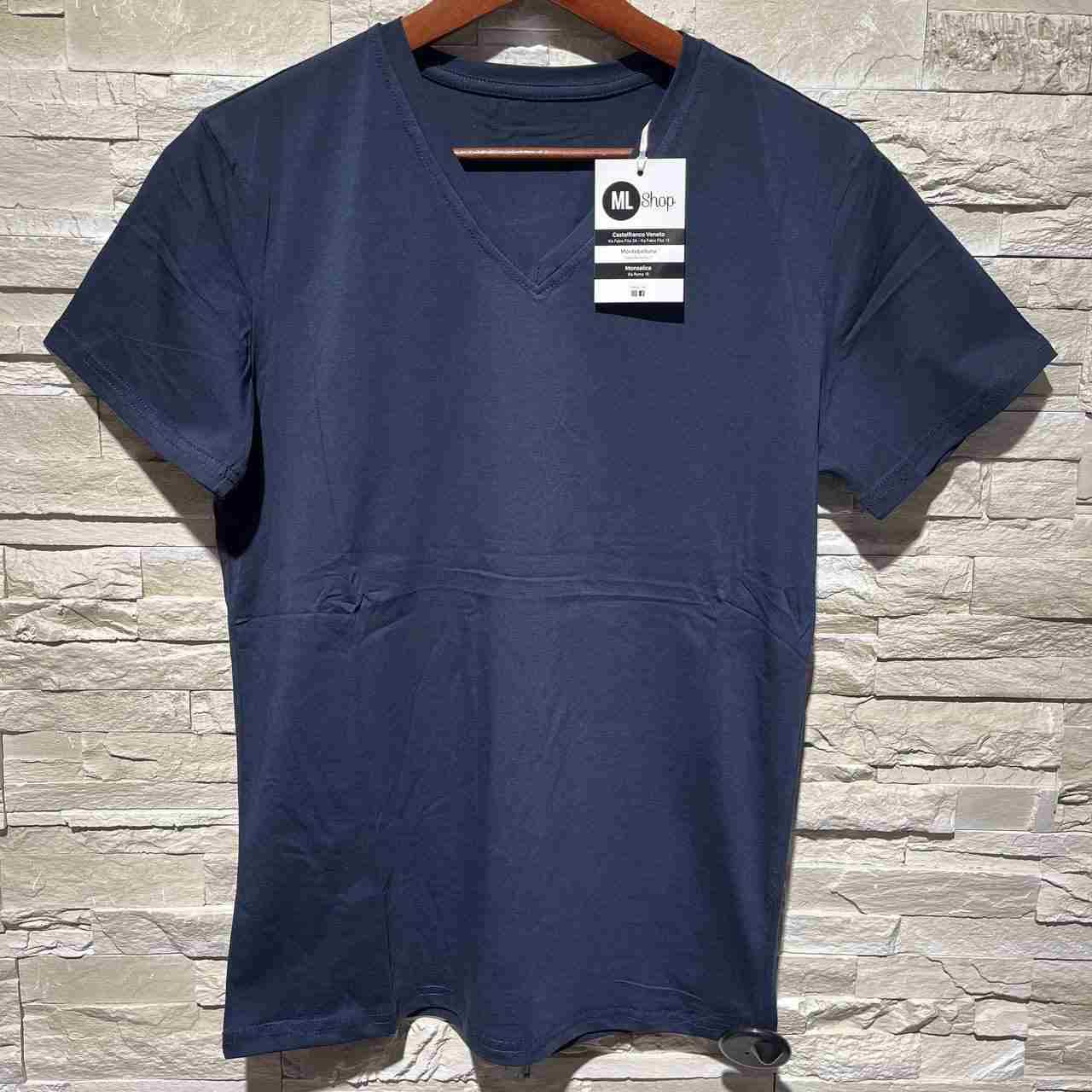 T-shirt basic v