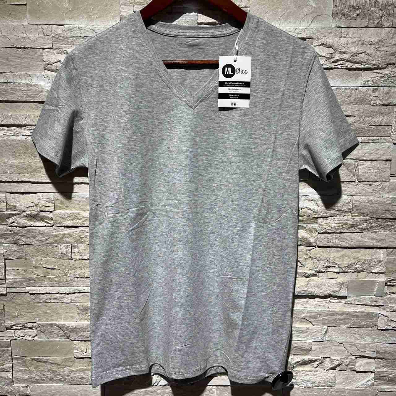 T-shirt basic v