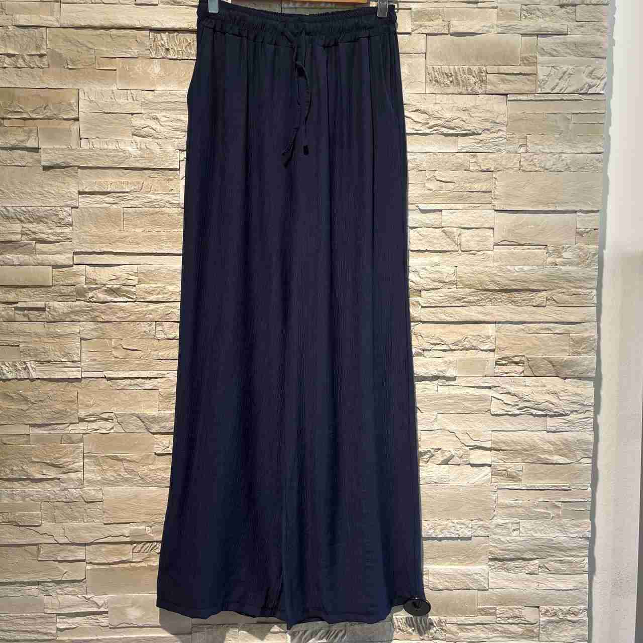 Pantaloni tavari