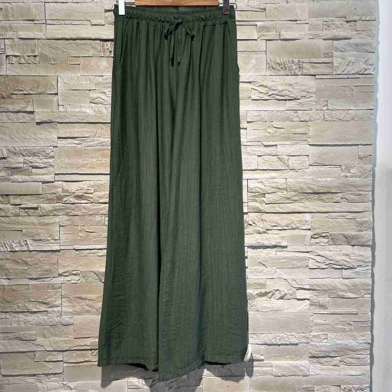 Pantaloni tavari