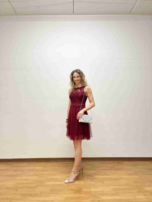 Abito a corsetto con inserti fiorellini e tulle